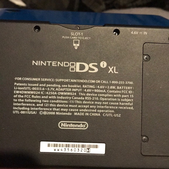 Nintendo DS Xl w/ camera - Picture 4 of 8
